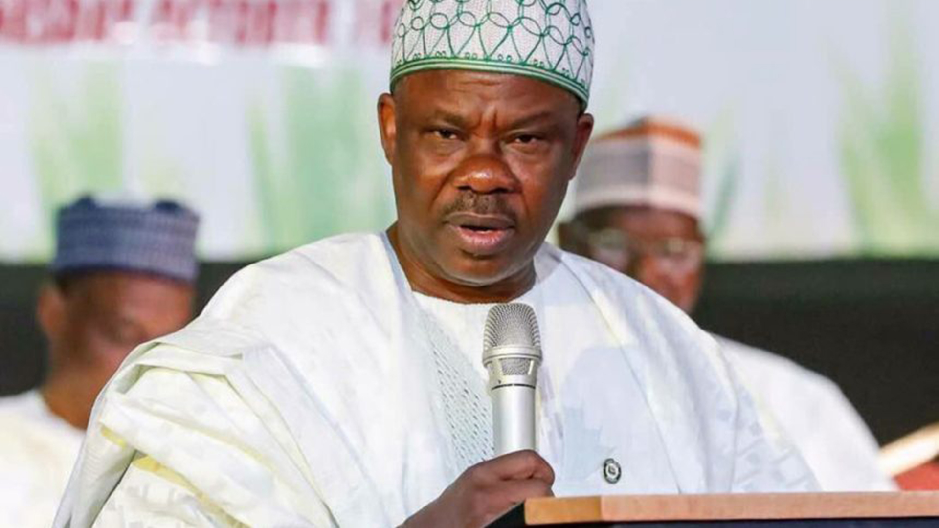 Amosun to APC