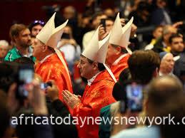 Cardinals Launch Papal Selection With Ancient Rites